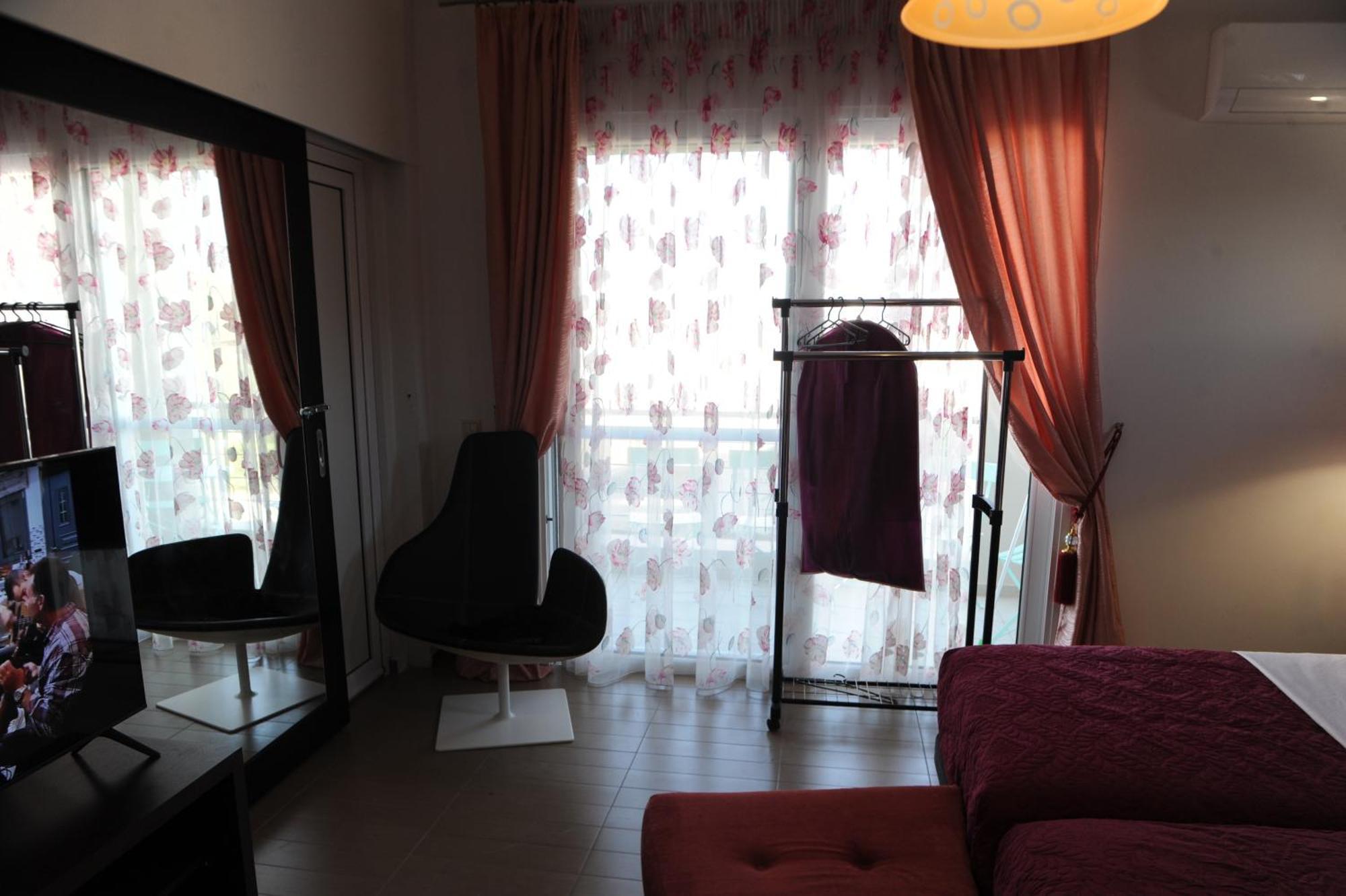 El Angel By Ntinos Apartman Kremasztí Kültér fotó